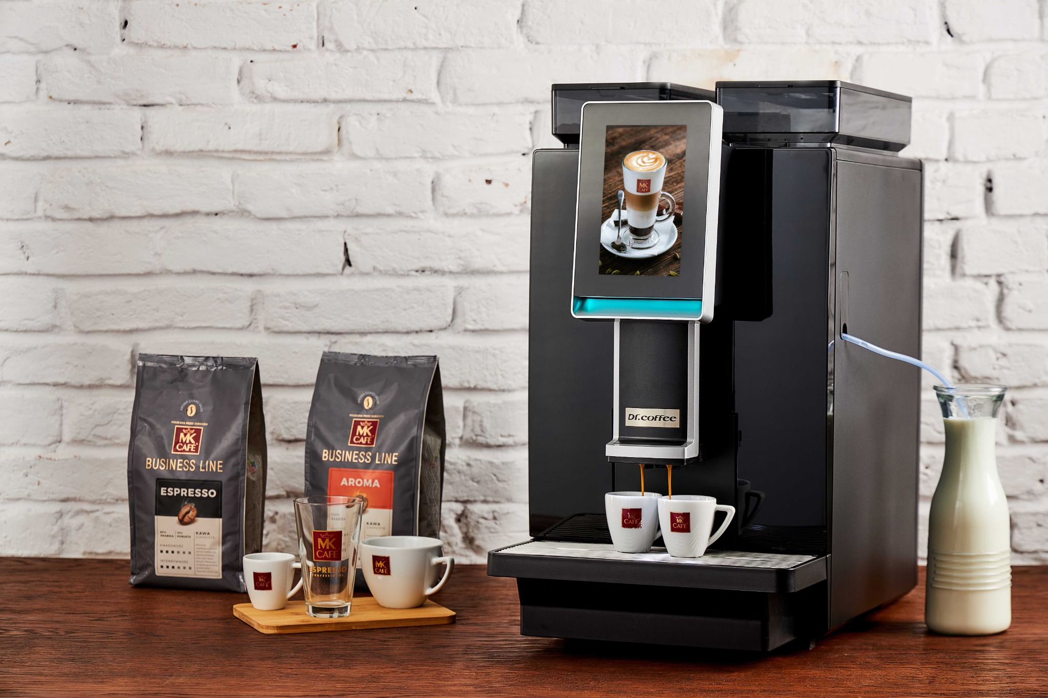 Ekspres Dr. Coffee i kawa MK Café Professional w strefie kawowej